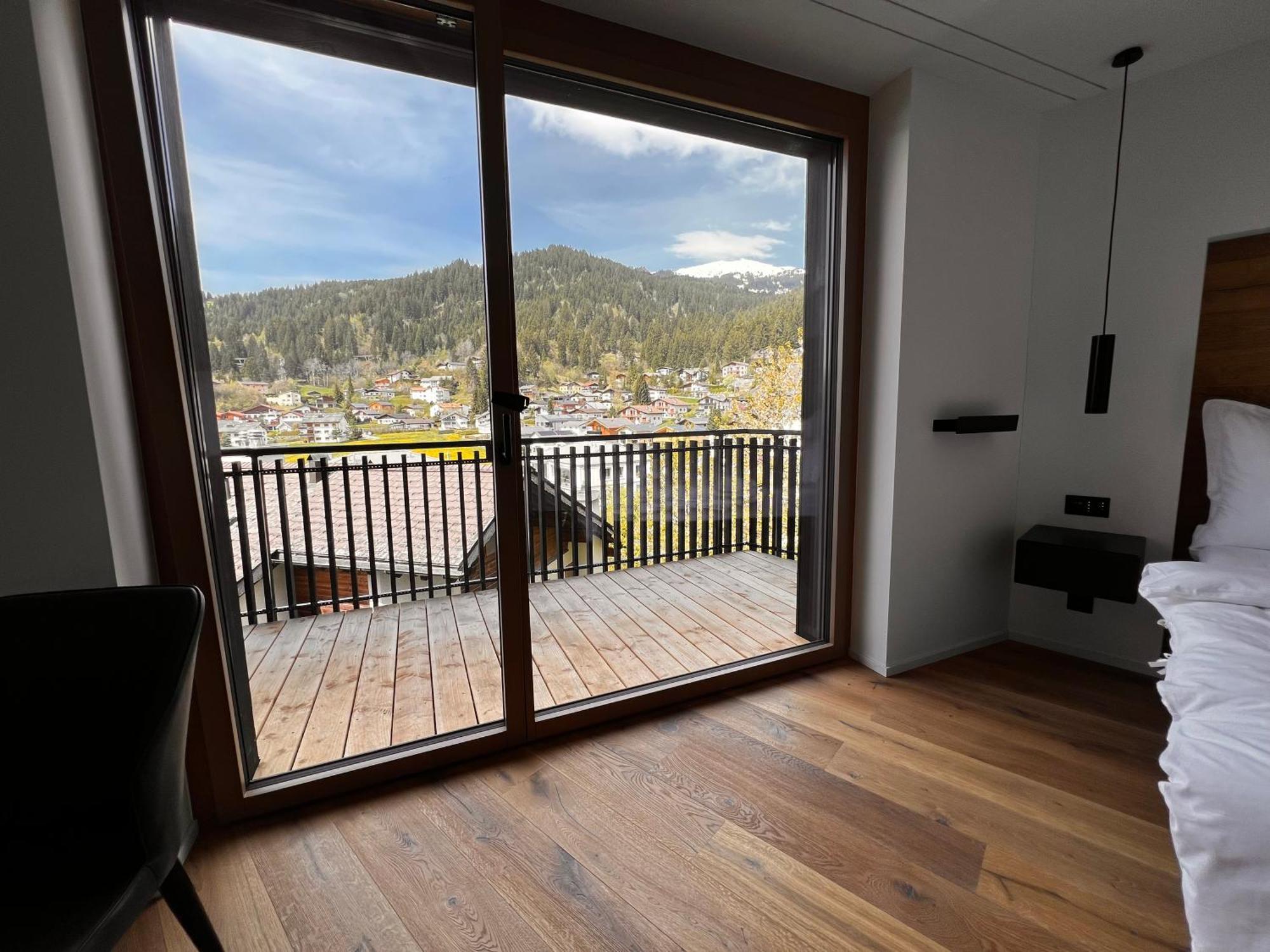 Black Summit Boutique Resort Laax Eksteriør billede