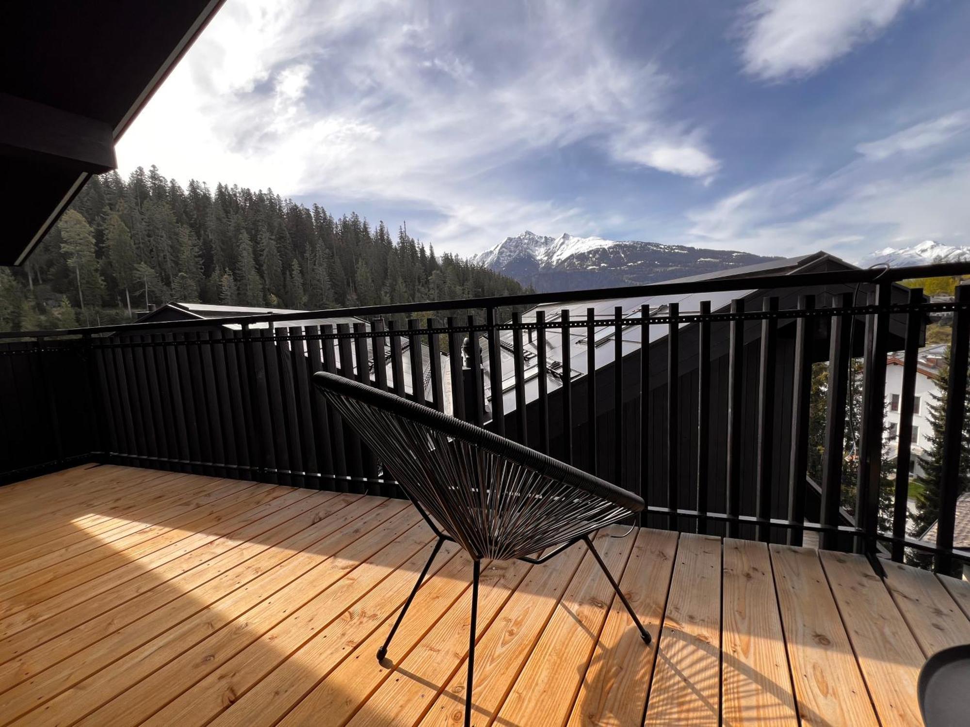 Black Summit Boutique Resort Laax Eksteriør billede